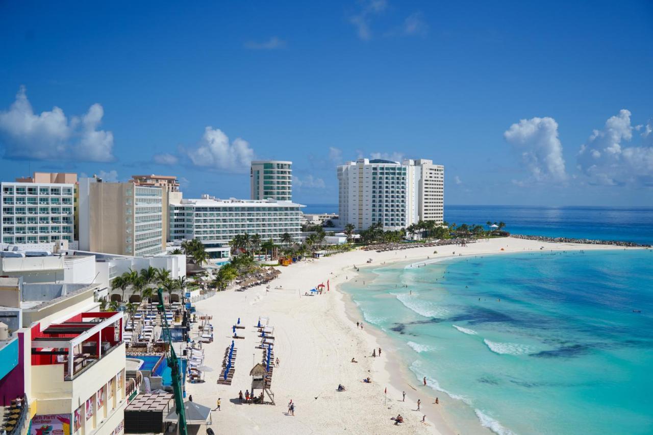 Luxury Caribbean Condos By Salvia Cancun Beachfront 外观 照片